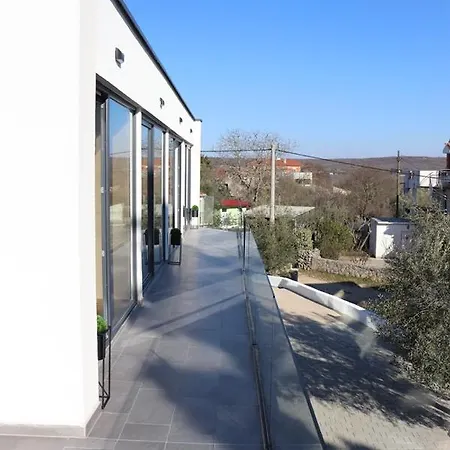 别墅 Krk , Modern Sottovento With Pool Zgaljic